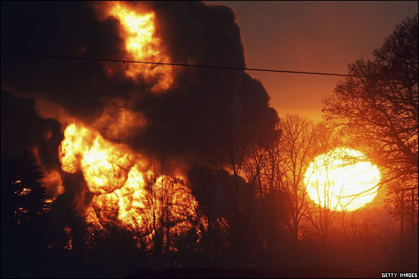 fire_bbc_13.12.05.jpg (600x400, 49Kb)