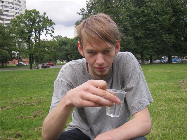  (640x480, 84Kb)