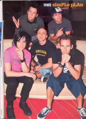 normal_SP_tvhits_April05_02.jpg (290x400, 115Kb)