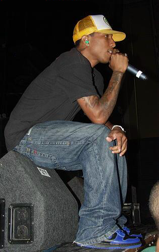 cs-N.E.R.D.9-Atlanta83102.JPG (315x500, 82Kb)