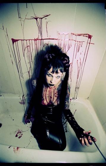 blood.jpg (357x558, 30Kb)