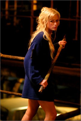 4272357_361944_Paris_in_House_of_wax[1].jpg (270x405, 23Kb)