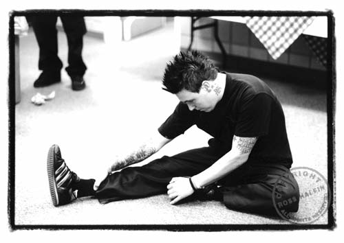 papa_roach-bw09.jpg (500x354, 22Kb)