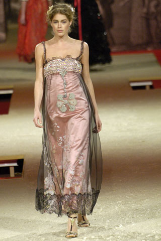 Кристиан Лакруа (Christian Lacroix)- одна из самых ярких и влиятельных...