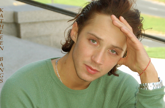 Johnny_Weir__Green_Eyes_.jpg (576x379, 182Kb)
