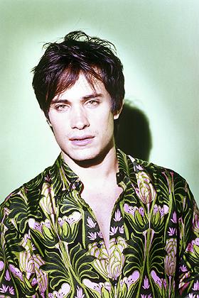 evu_gael_garcia_bernal_02.jpg (280x420, 40Kb)