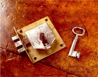 keyhole2.jpg (328x258, 40Kb)