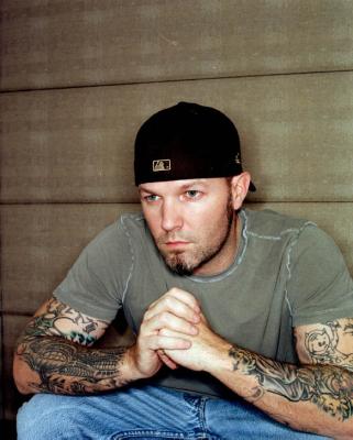 gallery_392_1_20862.jpg (321x400, 21Kb)