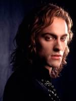 1121356003,stuart-townsend-007.jpg (150x200, 3Kb)