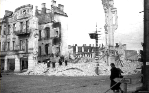 pskov_1944.jpg (628x391, 35Kb)