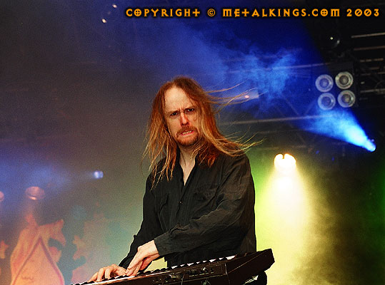 stratovarius-110703-05.jpg (539x400, 52Kb)