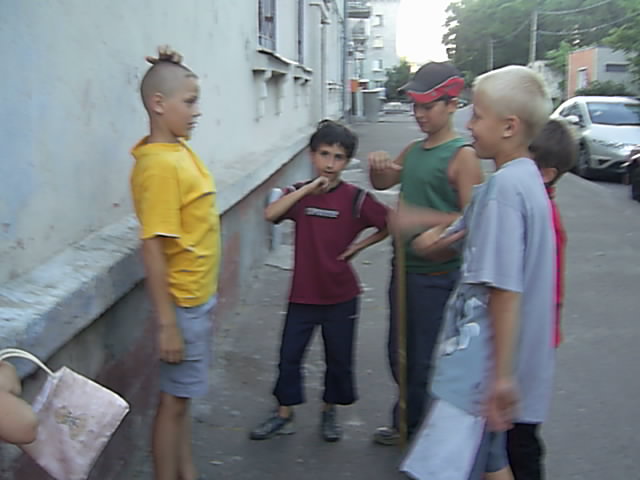  (640x480, 48Kb)